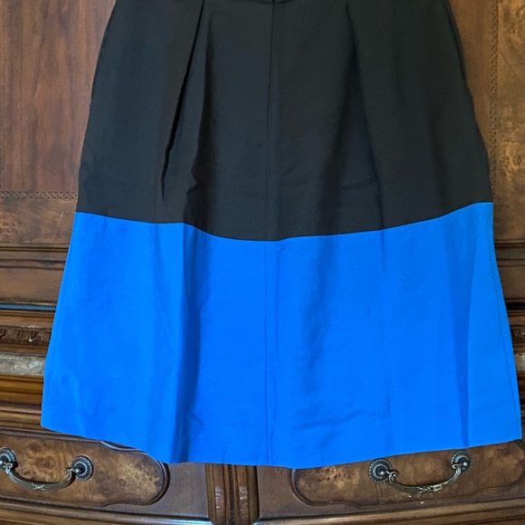 Mini skirt - Picture 2 of 3